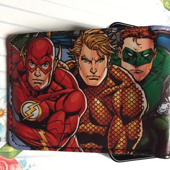 DC Comics Justice League Men's Bifold Wallet - Picture 4 of 16
